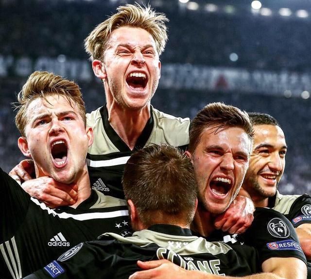 包含完美反击！尤文图斯逆转淘汰拜仁慕尼黑的词条