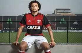 巴甲联赛：弗拉门戈主场告捷，压制桑托斯(弗拉门戈vs巴塞罗那sc)