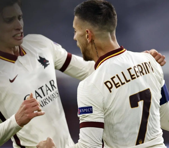 罗马主场大胜阿贾克斯，晋级八强